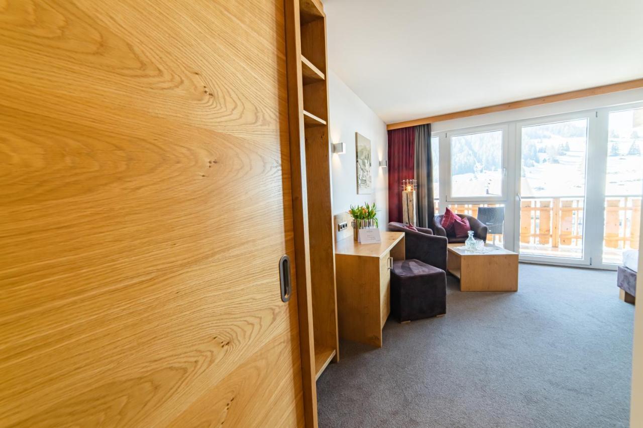 Aparthotel Hochland Gmbh Наудерс Екстериор снимка